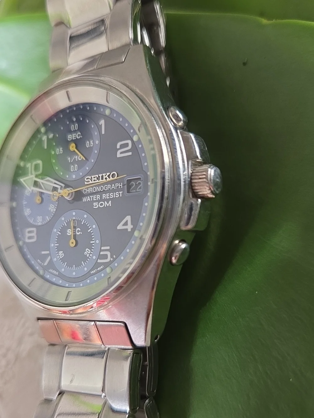 Seiko Men's V657-9039 Chronograph Watch.